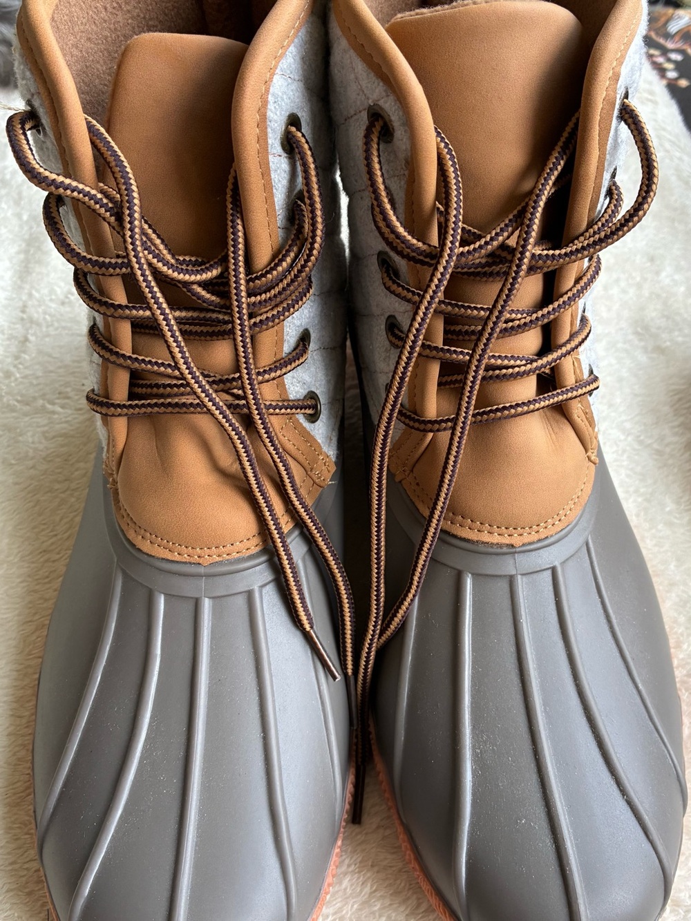 Women’s Size 10 Waterproof Suede Winter Boots